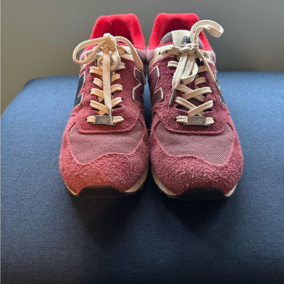 New Balance 574 Red - Picture 2 of 4